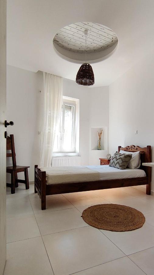 Laina Traditional Guest House Aperathos Екстер'єр фото